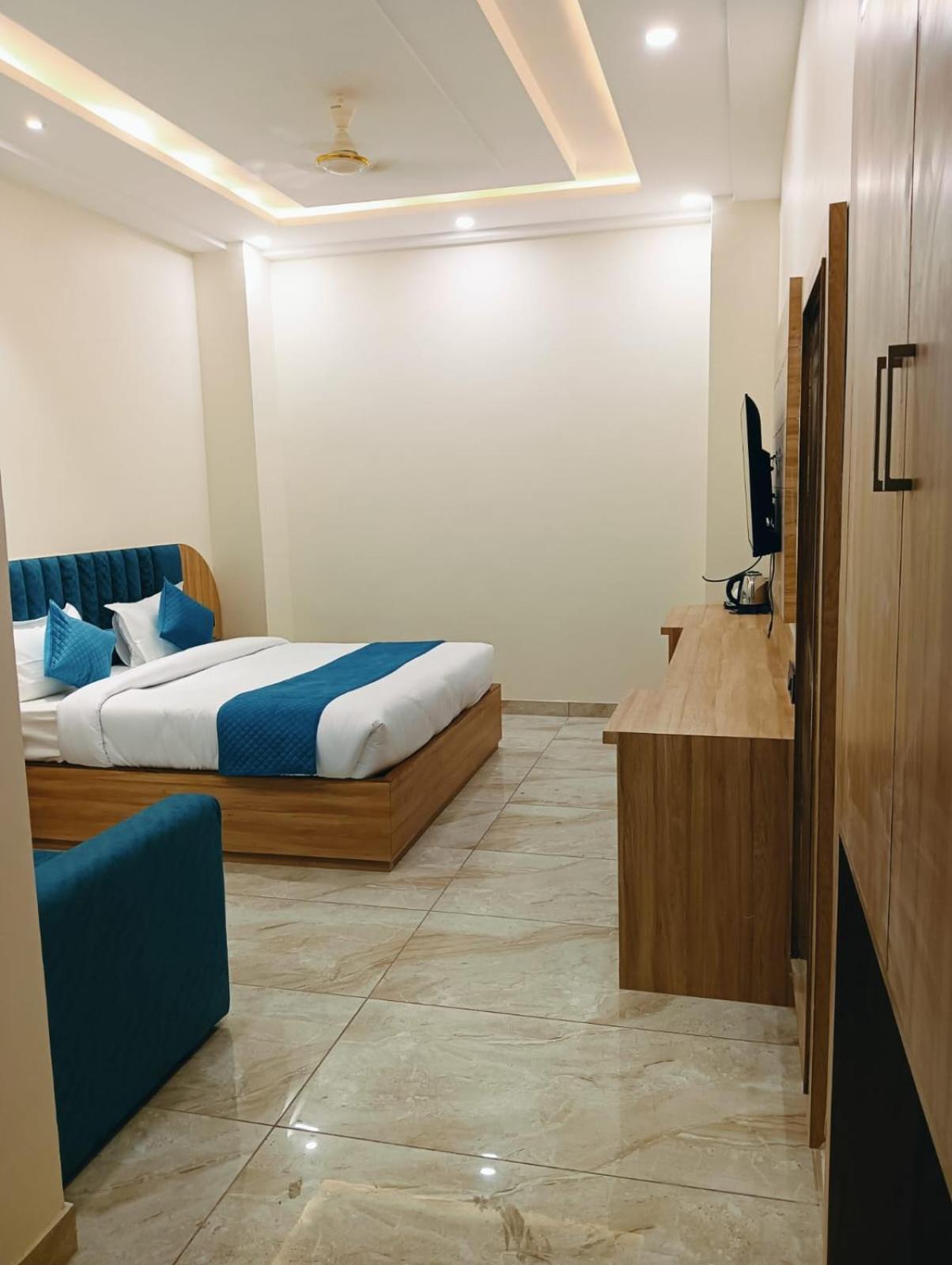 Hotel Shiva International Near By Igi Airport New Delhi Bagian luar foto