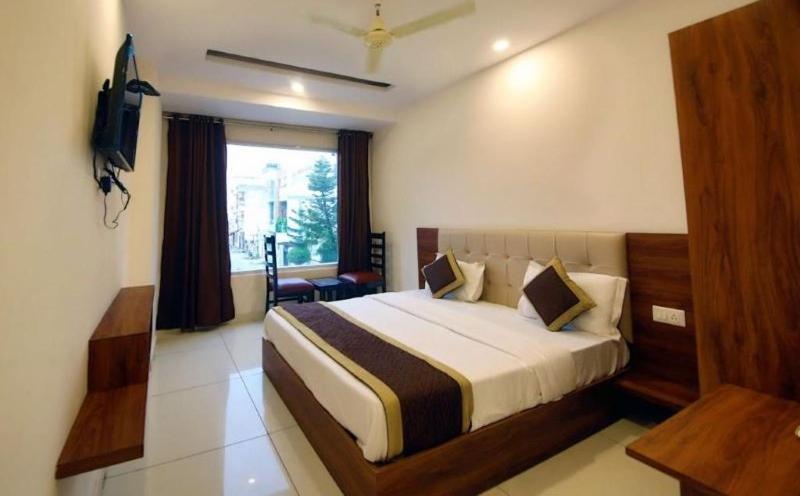Hotel Shiva International Near By Igi Airport New Delhi Bagian luar foto