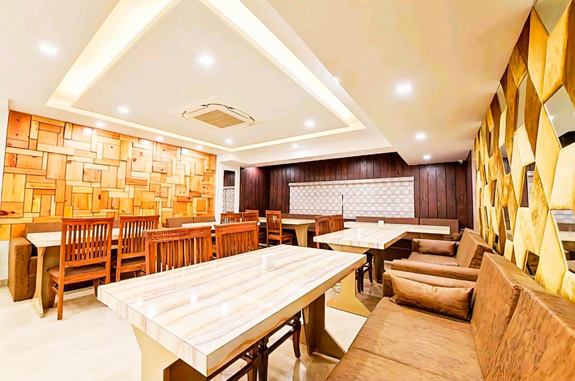 Hotel Shiva International Near By Igi Airport New Delhi Bagian luar foto